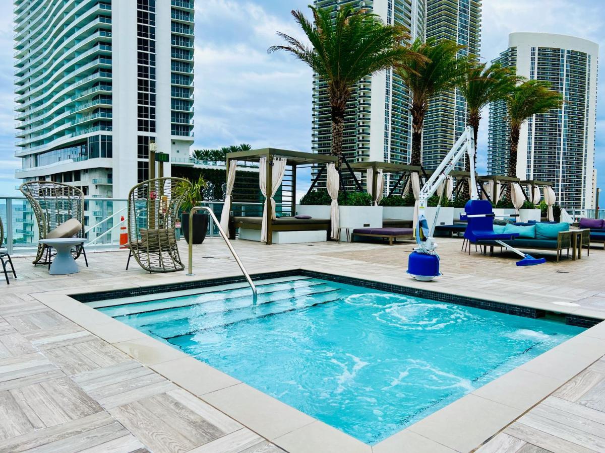 Hyde Beach House - Luxury 2-Bedroom - Gorgeous View - Resort Amenities - Rooftop Pool - Hot Tub - Tennis Court - Minutes To The Ocean Hollywood Exteriér fotografie